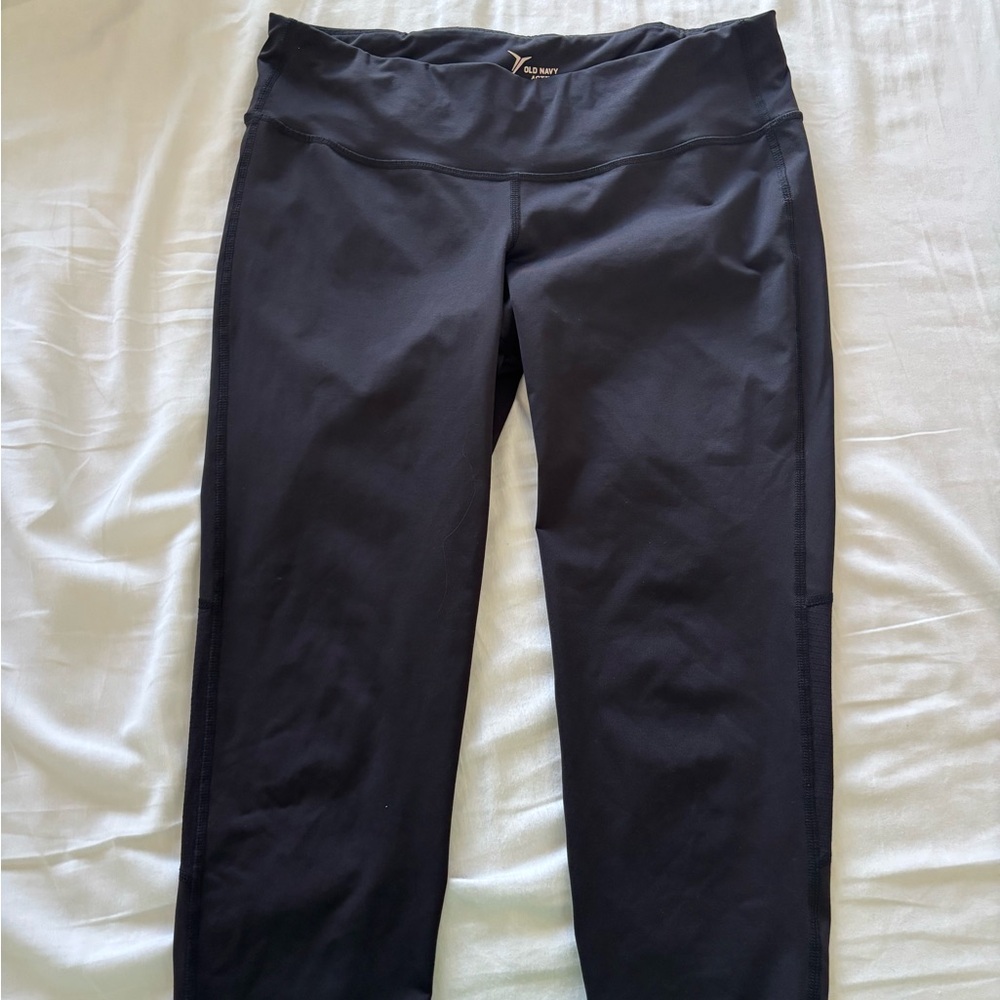 2/$15 Cropped Athletic Leggings